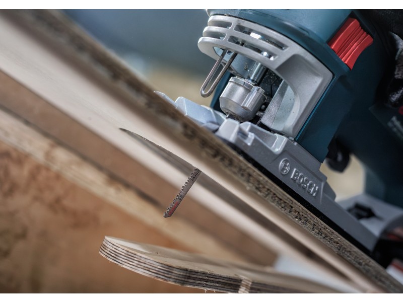 Krivuljni list Bosch za vbodno žago PRO Hardwood clean curve T101AOF 83 mm, 2608636225